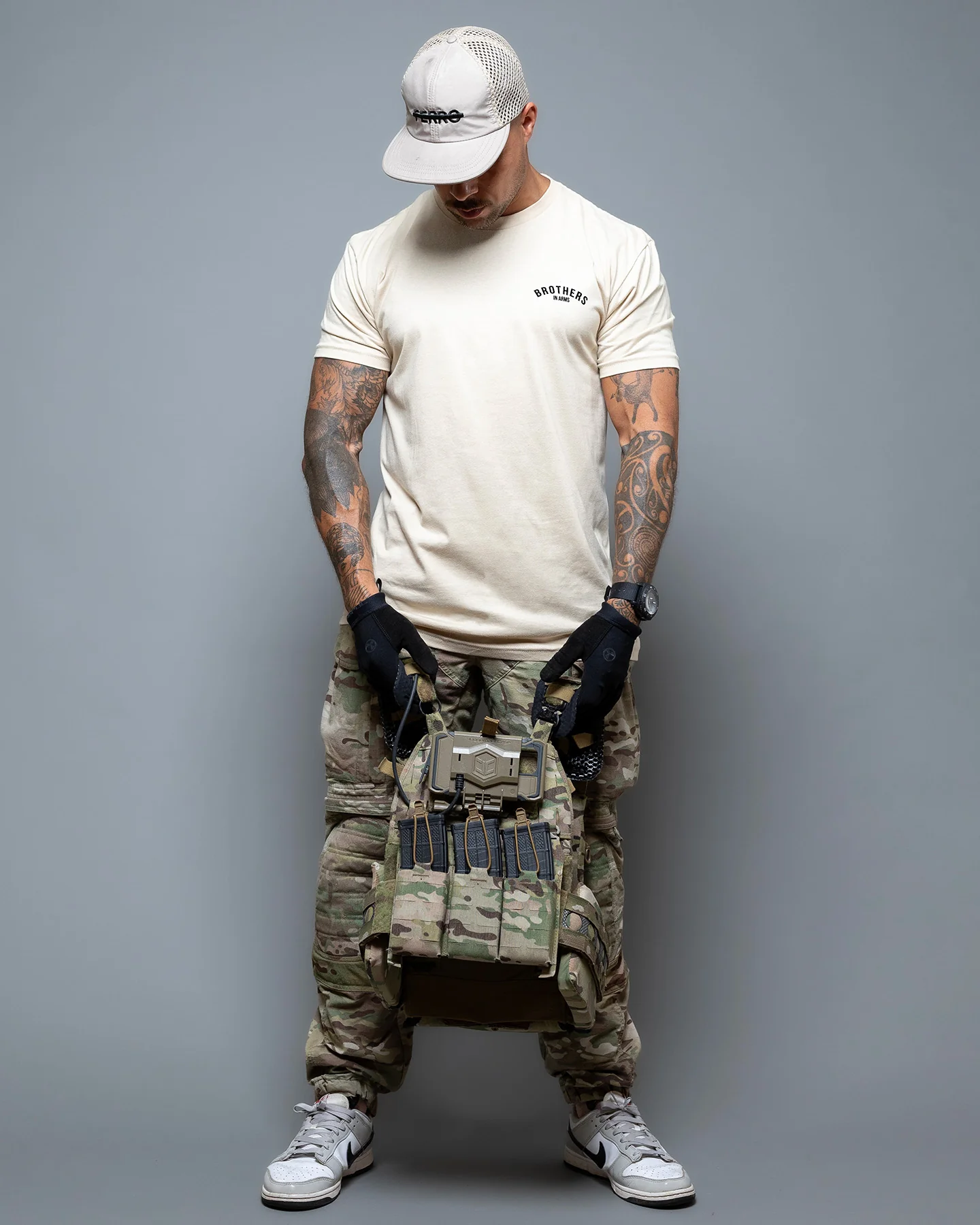 Team T-Shirt - Image 11