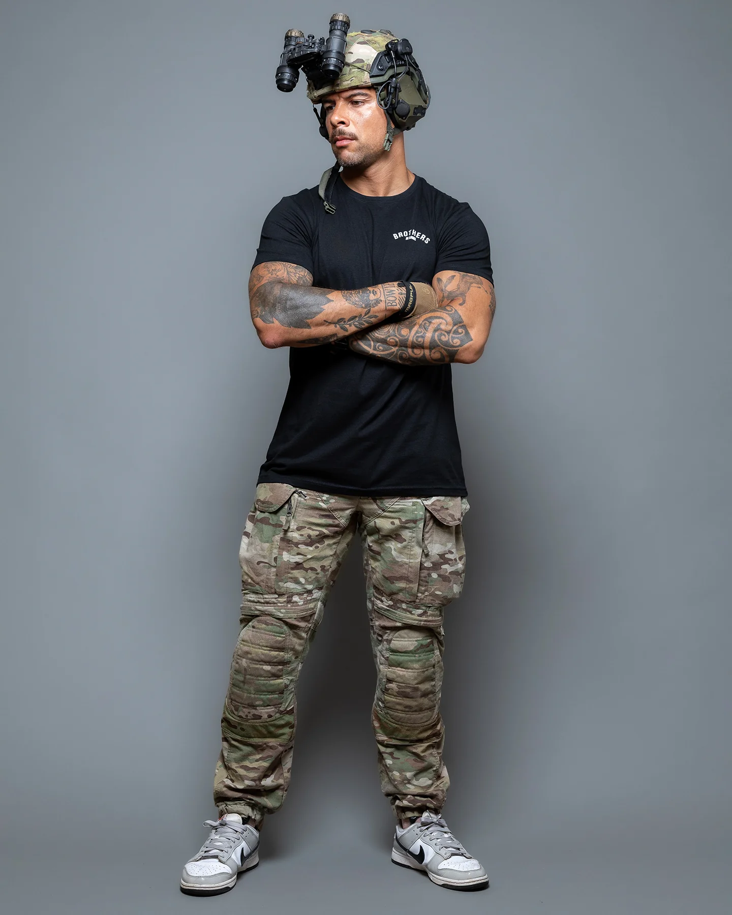 Team T-Shirt - Image 6