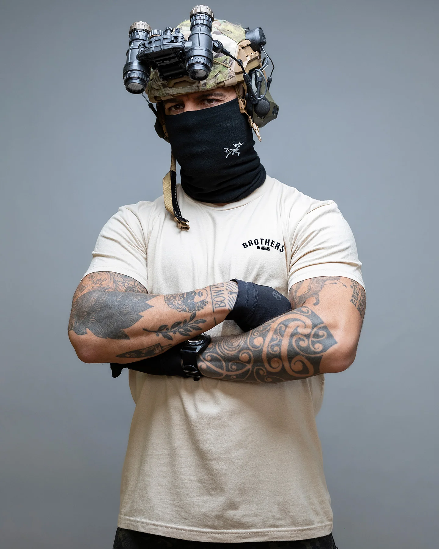 Team T-Shirt - Image 9