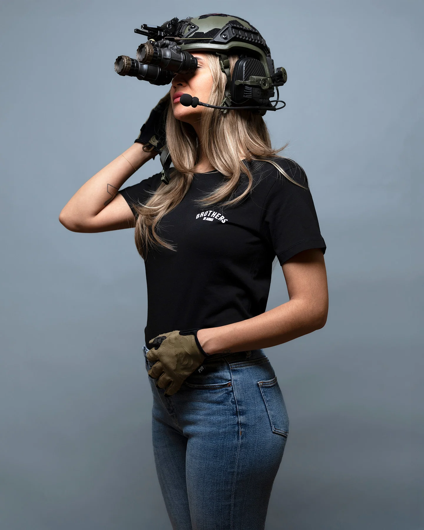 Team Women's Shirt - Image 3